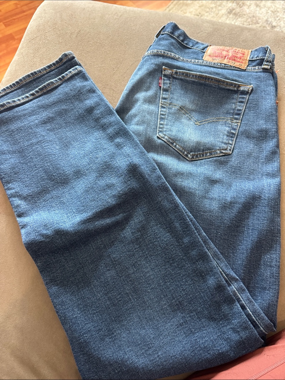 Levi's Men's Medium Blue Straight Jeans